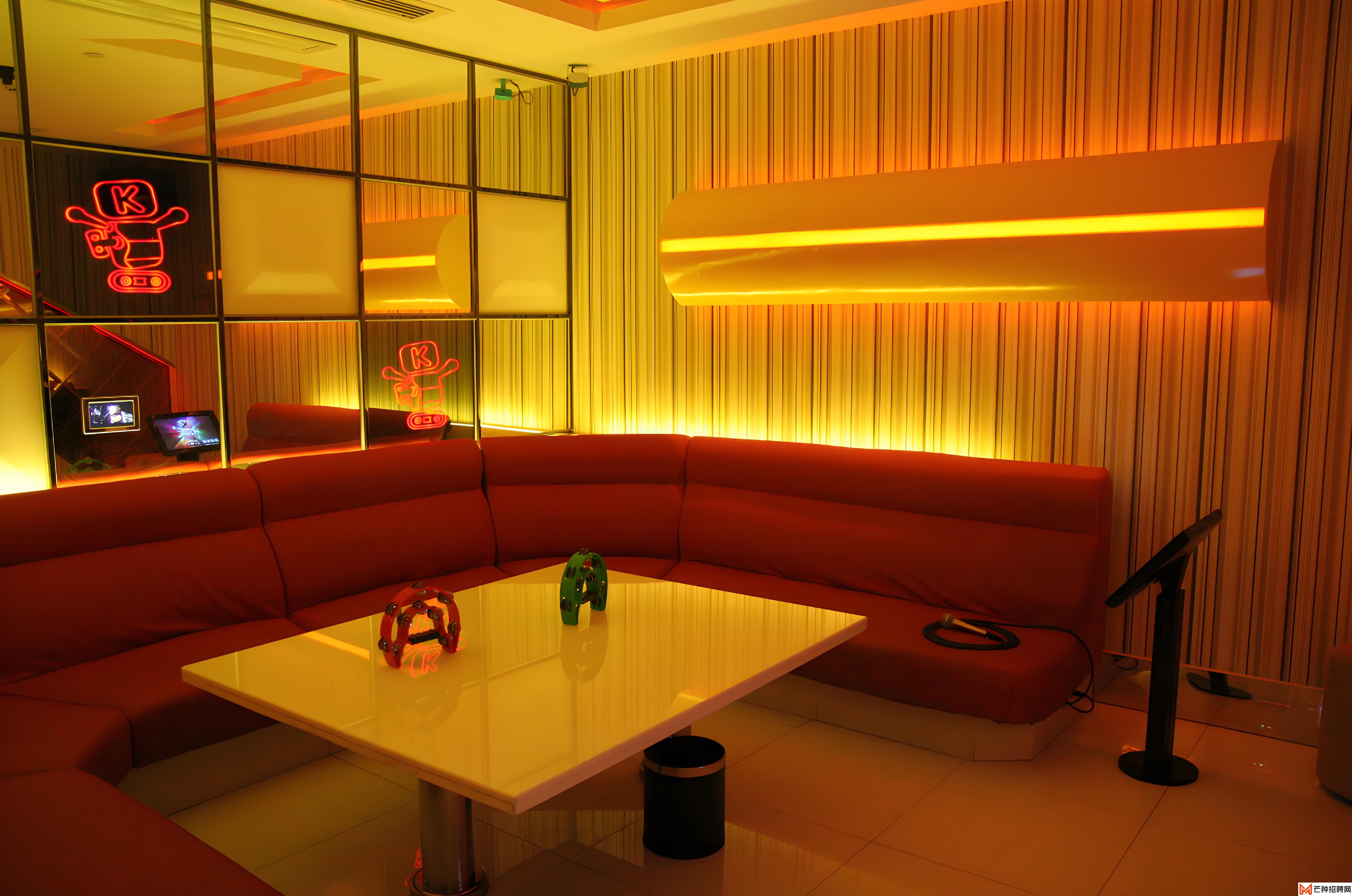 来吧，成为夜场文化的设计魔法师！